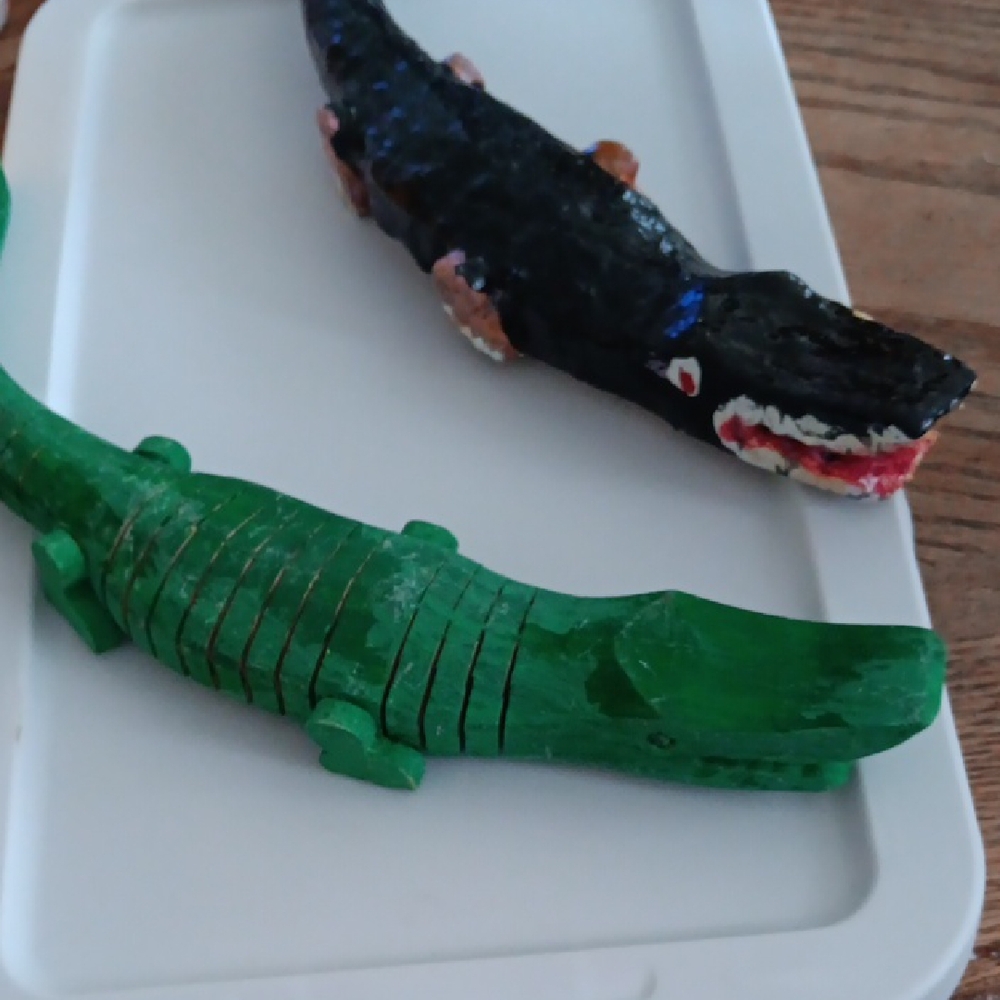 Handcrafted Wooden Reptile Figurines - Green and Black